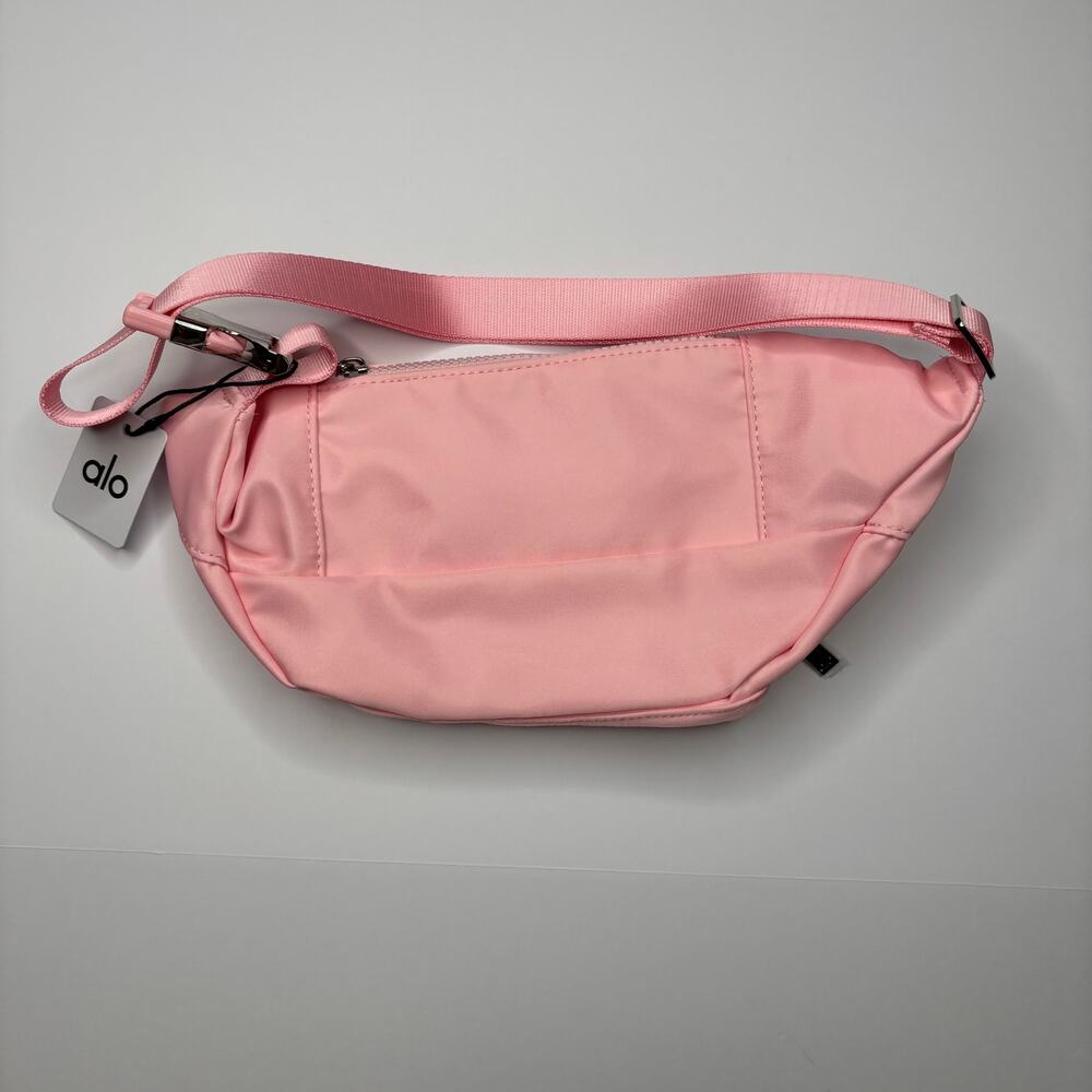 Alo Yoga Explorer Bag Pink NWT - Picture 2 of 6